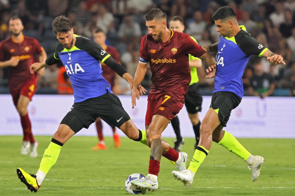 UEFA Europa League will feature a matchup between Tottenham Hotspur and AS Roma at the Tottenham Hotaspur Stadium in London.