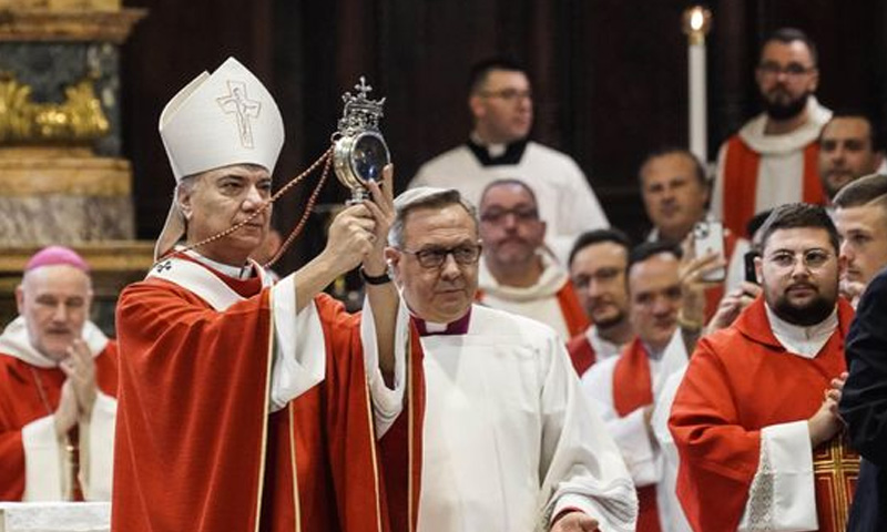 Pope Francis adds Naples archbishop