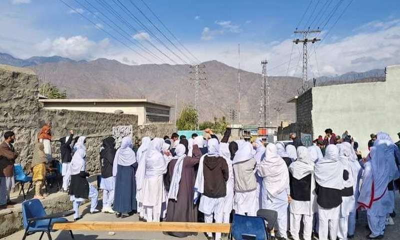 Chilas’ only women’s college students protest