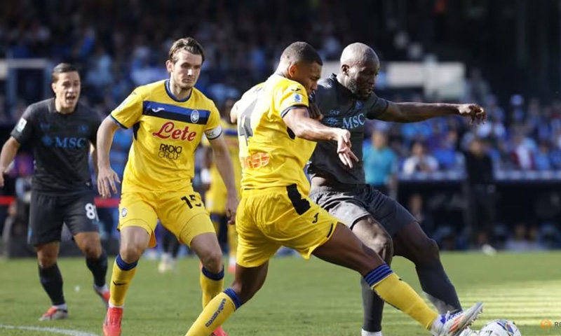 Lookman double helps Atalanta