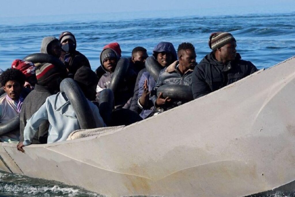 At least 20 die, five rescued as migrant boat sinks off Tunisia