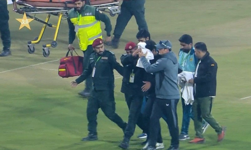 Rachin Ravindra gets hit on face