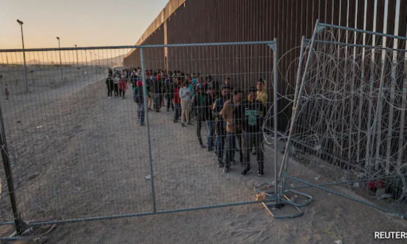 migrants shifted to Guantanamo Bay