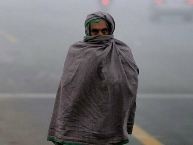 The weather across Pakistan will experience a huge shift as cold and dry condition dominate most regions on Saturday.