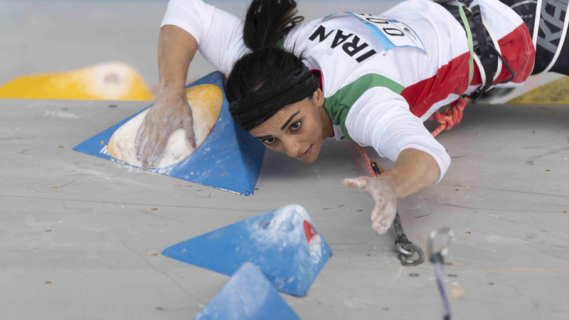 An Iranian sports climber, widely praised in 2022 for competing without a hijab at the height of nationwide protests, has left the country.