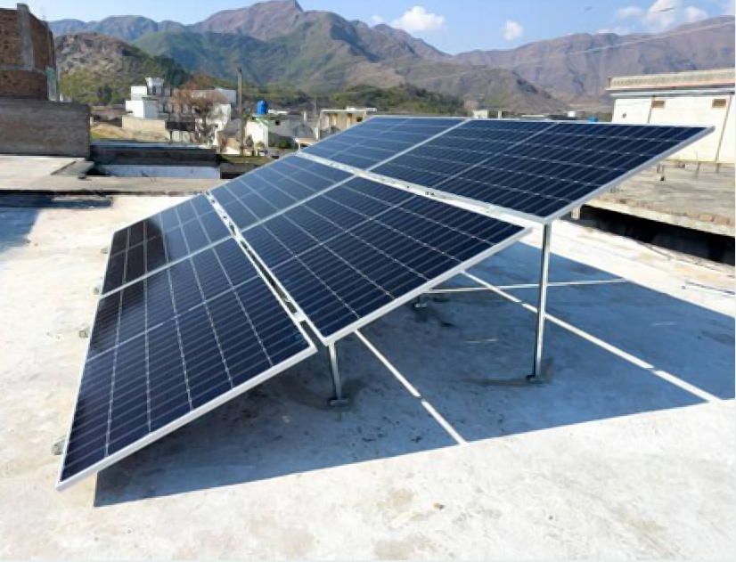 The federal government announced a substantial decrease in the buyback rate for solar net metering electricity producers.