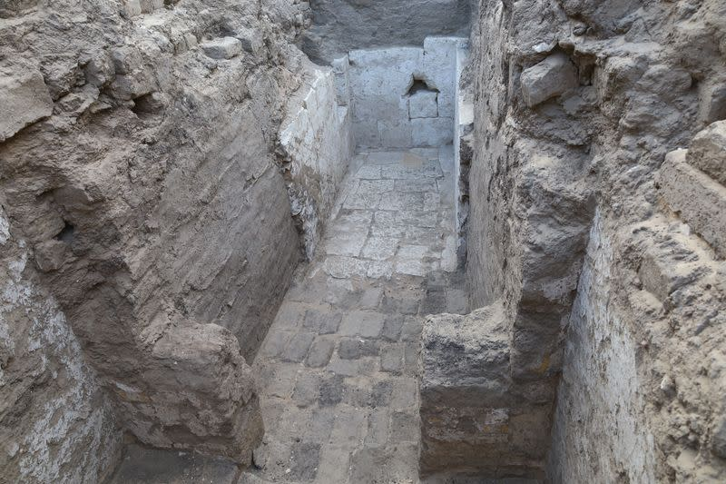 Archaeologists discovered the large limestone burial chamber of an unidentified ancient Egyptian pharaoh near the city of Abydos.
