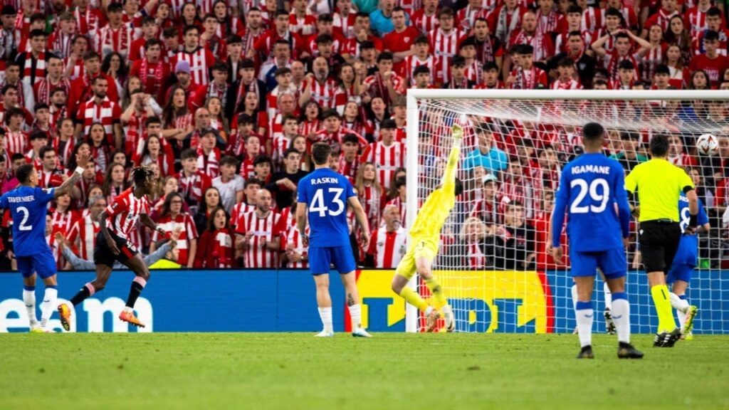Athletic Bilbao advanced to the Europa League semi-finals with a 2-0 home win over Rangers in their quarter-final second leg on Thursday.