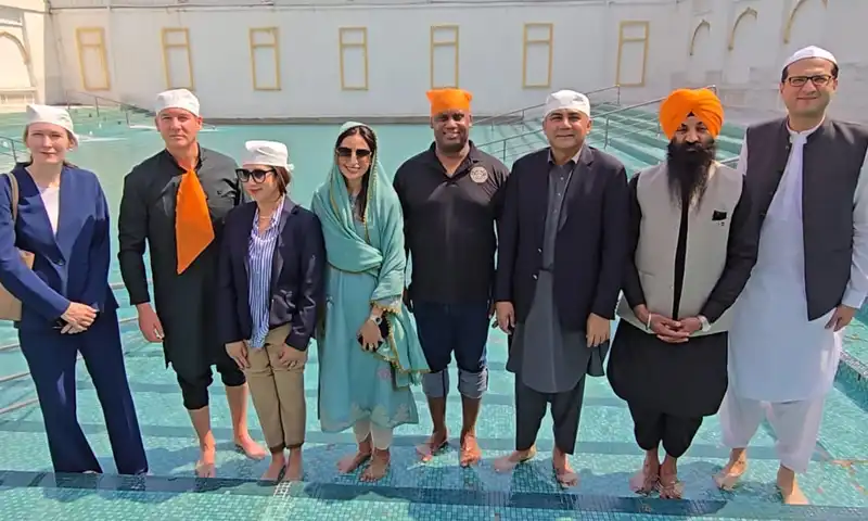 sikh celebrating Baisakhi