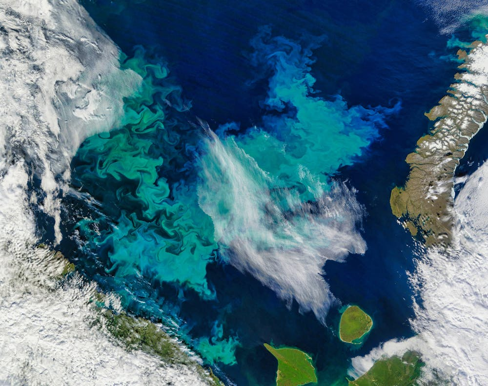 A study suggests potential alien life on exoplanet K2-18b, based on James Webb Space Telescope observations.