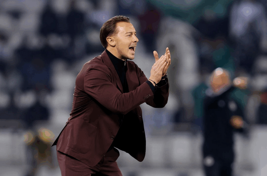 Defender Roger Ibanez said Al-Ahli's players support head coach Matthias Jaissle after reaching the Asian Champions League Elite final.