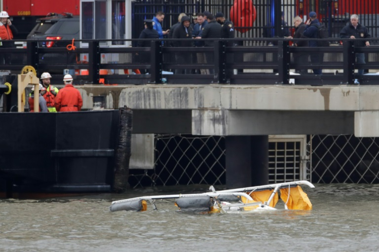 Six people including three children were killed after a sightseeing helicopter crashed into the Hudson River in New York on Thursday.