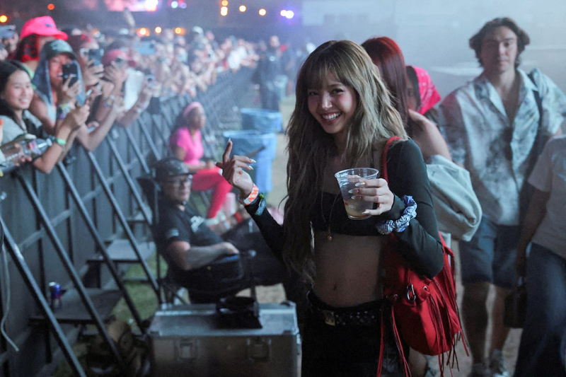 Lisa and Jennie of Blackpink performed for the first time as solo artists in front of massive crowds at Coachella.