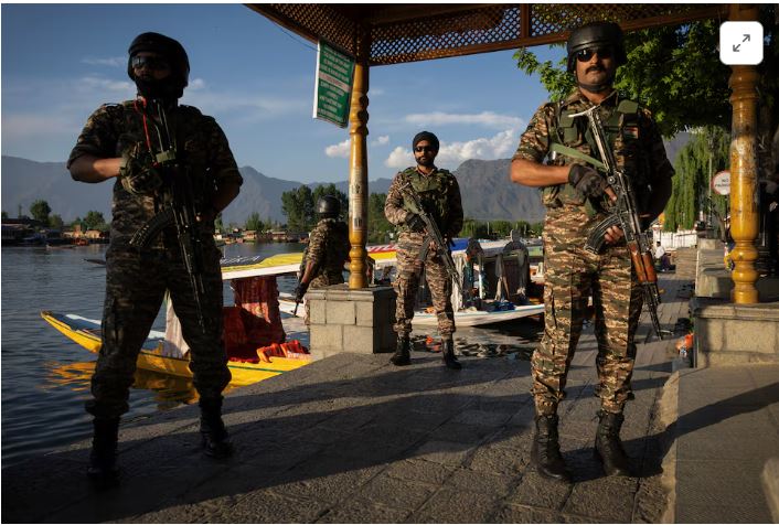 US in touch with Pakistan, India for deescalation