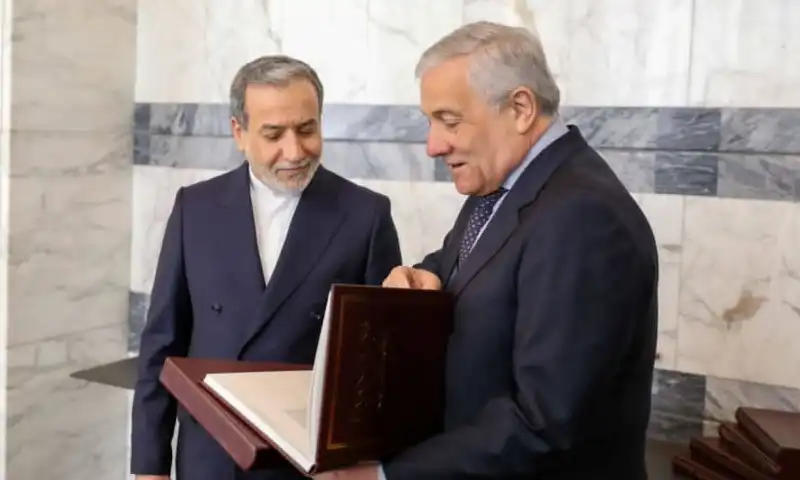 Iran, US nuclear talks in Rome