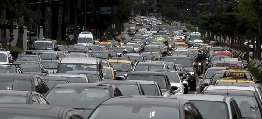 AI helps tackle traffic carbon emissions in Buenos Aires
