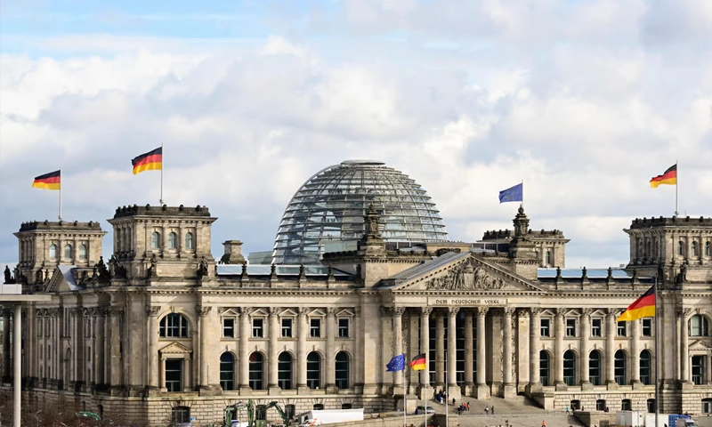 Trump tariffs: German minister urges 'serious talks' with US