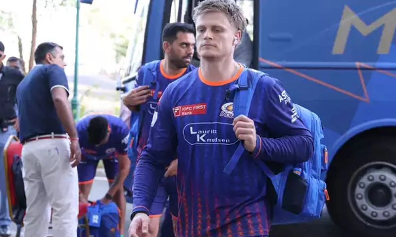 South African players return to IPL