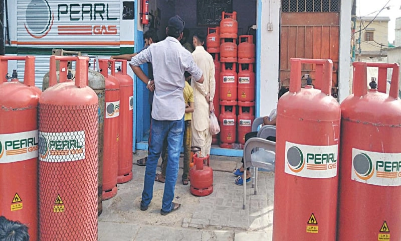 Lower chicken and LPG prices bring weekly inflation down