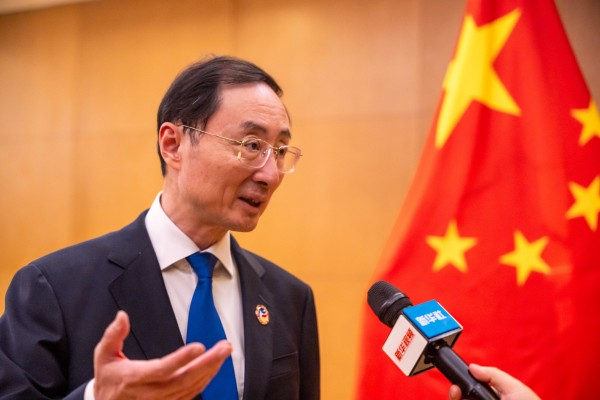 China's vice-foreign minister met with Pakistan's ambassador to China to discuss tensions between Islamabad and New Delhi.