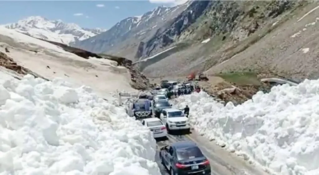 Kaghan Highway to be opened till Babusar Top