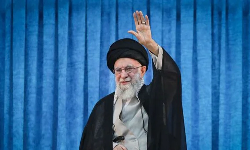 Khamenei says Iran will 'never surrender', warns off US