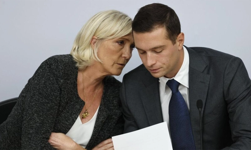 Le Pen asks Bardella to prepare for 2027 French presidential bid