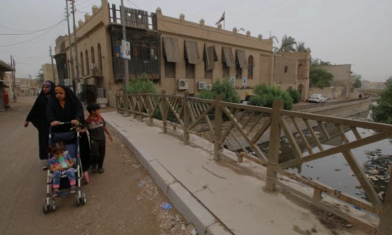 Pakistani pilgrims in Iraq