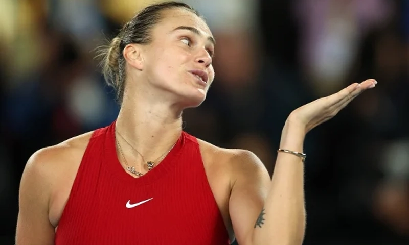 Sabalenka dethrones Swiatek, Gauff ends Boisson's dream run