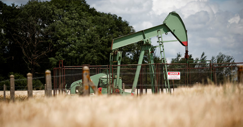 Oil prices settled down more than 7 per cent, losing more than $5 a barrel after Iran took no action to disrupt oil and gas tanker traffic.