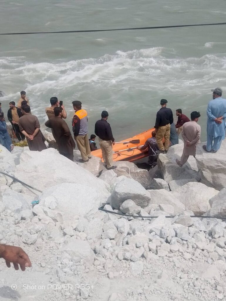 van plunges into River Ghizer