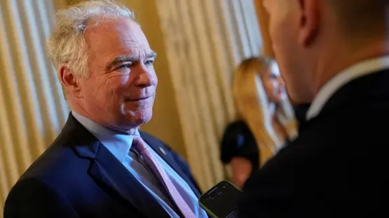 US Democratic Senator Tim Kaine proposed a bill to limit Trump’s military action against Iran without Congress’s approval.