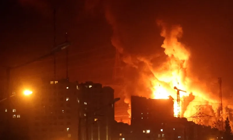 Iran strike hits Israeli oil refinery