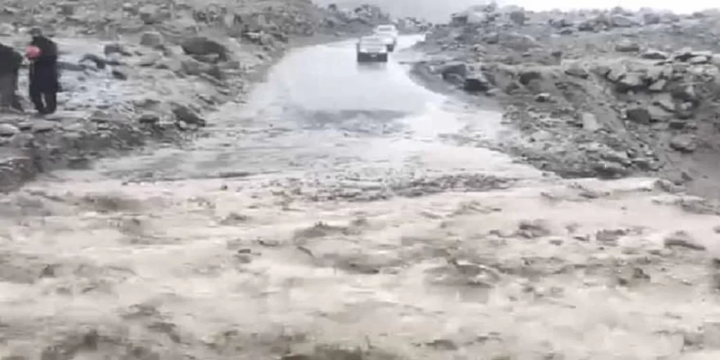 travel advisory issued for Babusar