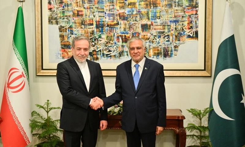 Regional situation discussed as Dar phones Araghchi