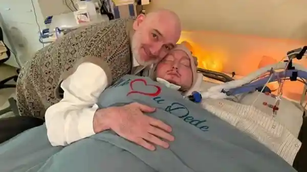 Prince al Waleed bin Khaled bin Talal of Saudi Arabia, often called the “Sleeping Prince”, passed away after almost 20 years in a coma.