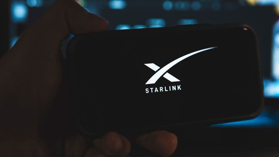 Starlink is experiencing a network outage, with Downdetector showing that the service was down for thousands of users.