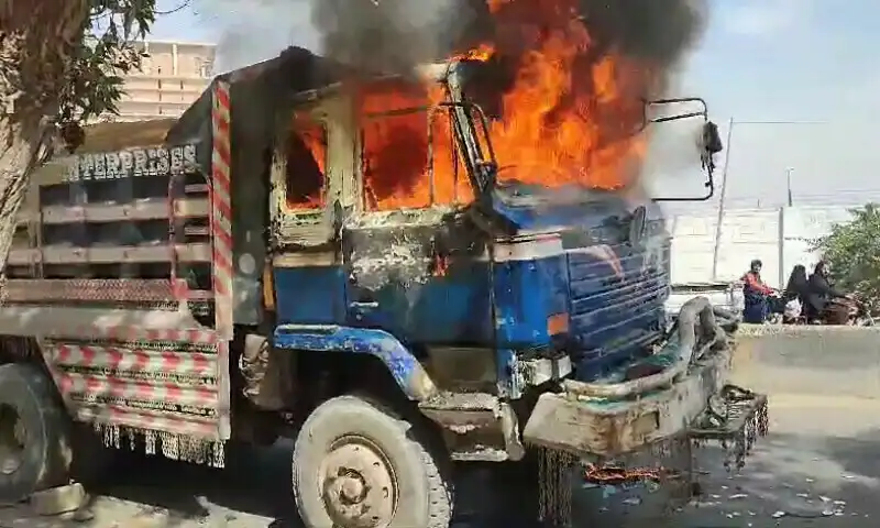 six arrested in Karachi for setting dumpers on fire