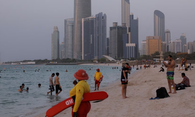 Millionaires flock to Dubai for enjoying luxury, escaping taxes