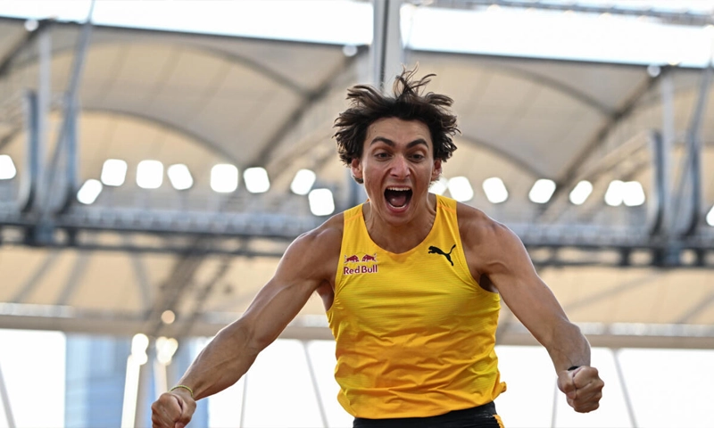 Duplantis clears 6.29m to break pole vault world record for 13th time