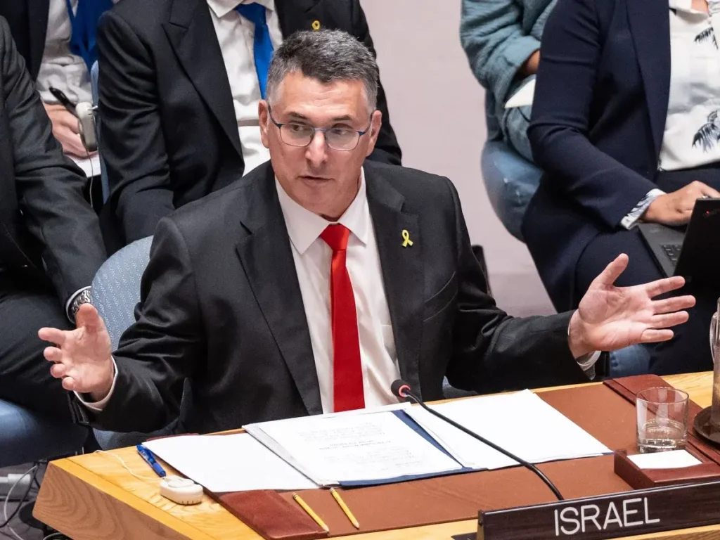 Israel revokes visas of Australian diplomats