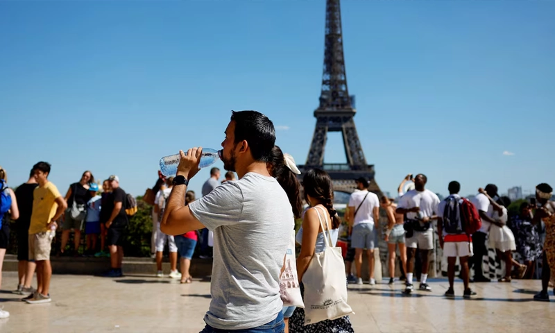 Parisians are now open to air conditions in their apartments