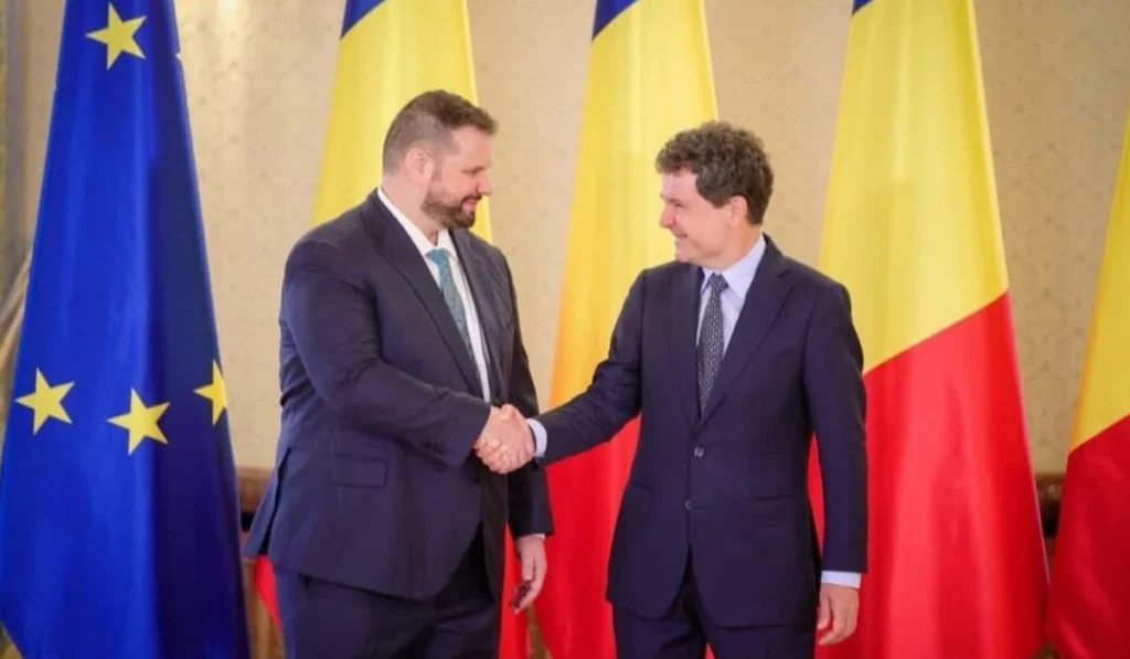 Dan Stoenescu takes oath