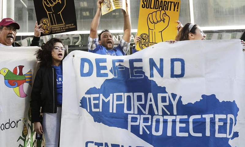 Judge blocks Trump deportations