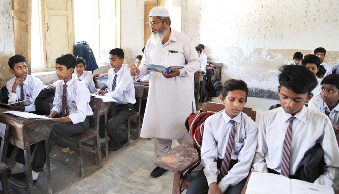 13 private schools served show cause notices