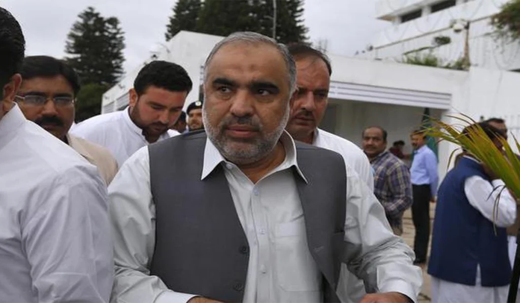 Two KP ministers tender resignations, one is Asad Qaiser's brother