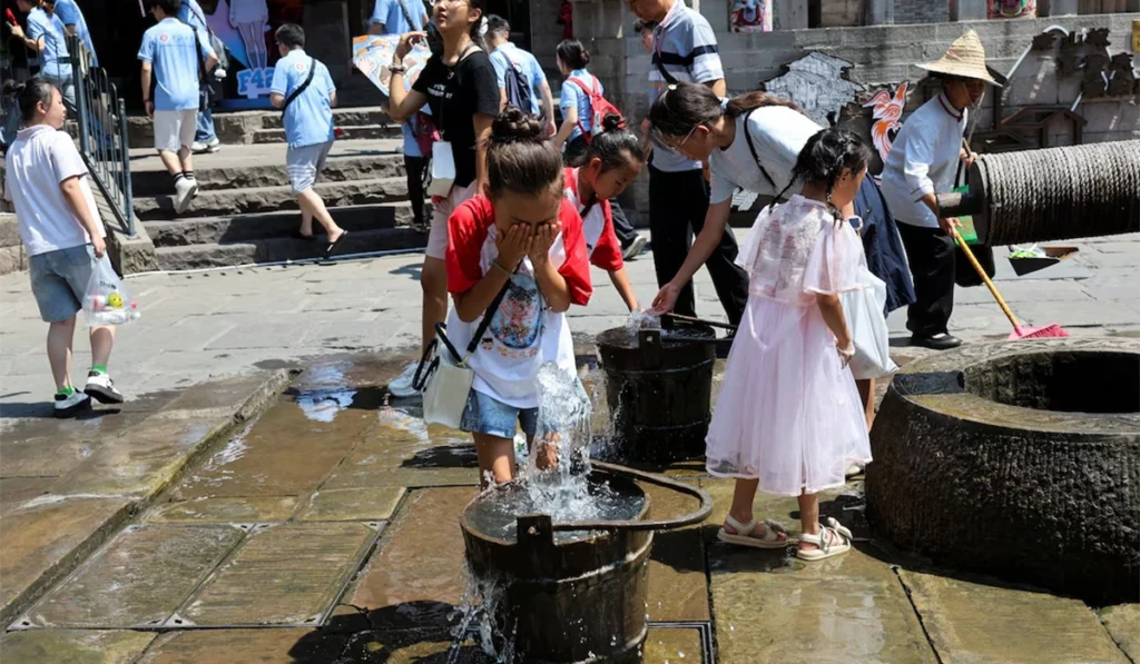 Hottest summer in China since 1961, longest rainy season its north