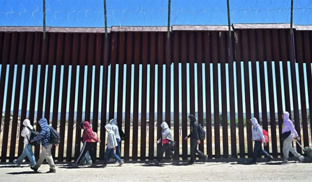 US begins deporting Iranians after rare deal with Tehran