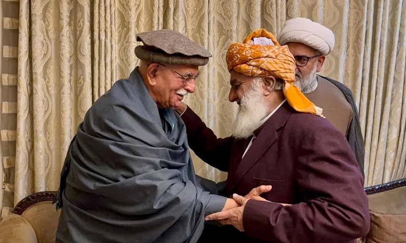 Maula Fazl 'agrees' to back Achakzai