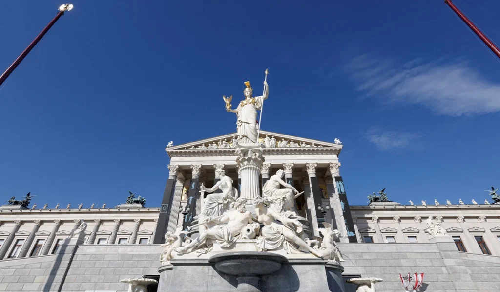 Austrian parliament restaurant in hot water over 'organic' food